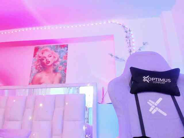 Saamii-robertss01 webcam