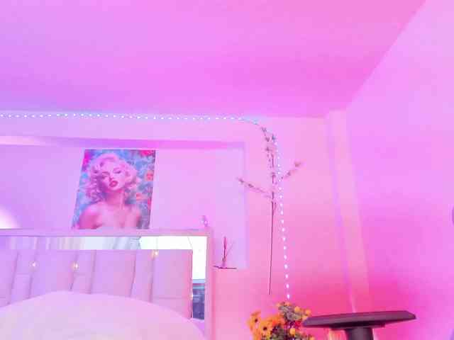 Saamii-robertss01 webcam