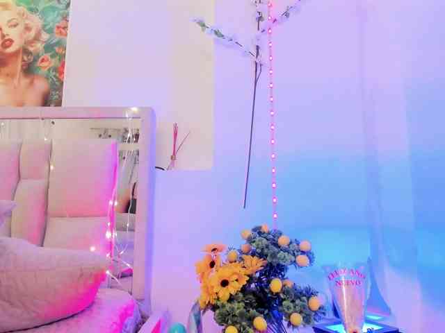 Saamii-robertss01 webcam