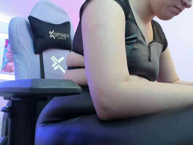 Saamii-robertss01 webcam