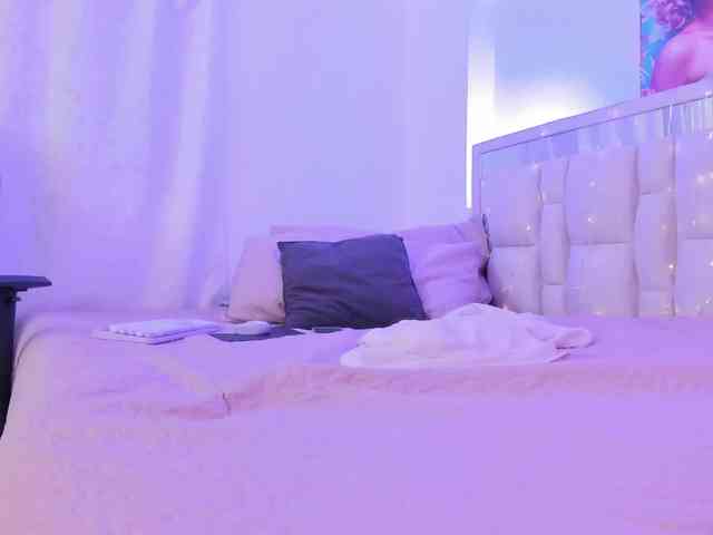 Saamii-robertss01 webcam