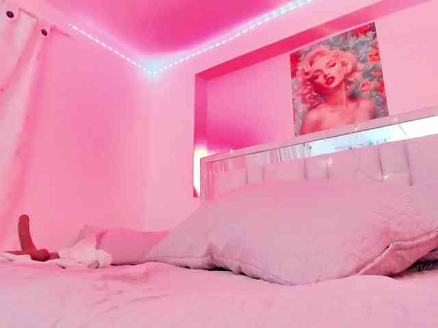 Saamii-robertss01 webcam