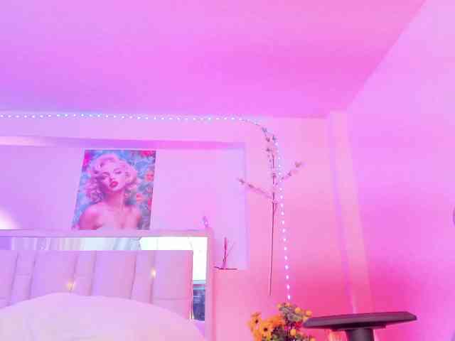 Saamii-robertss01 webcam