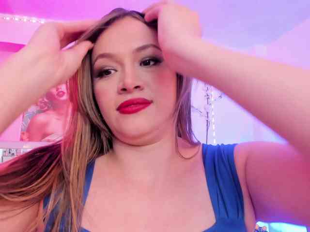 Saamii-robertss01 webcam