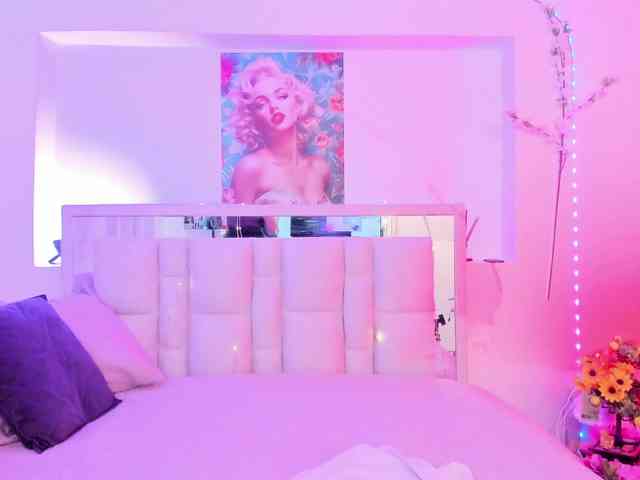 Saamii-robertss01 webcam