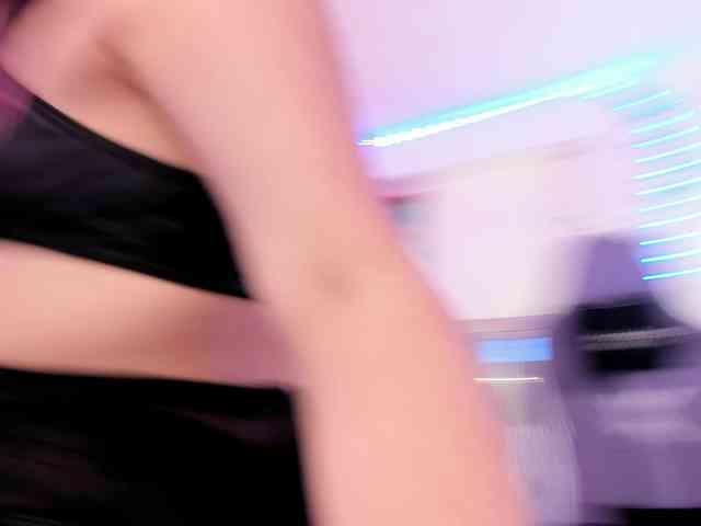 Saamii-robertss01 webcam