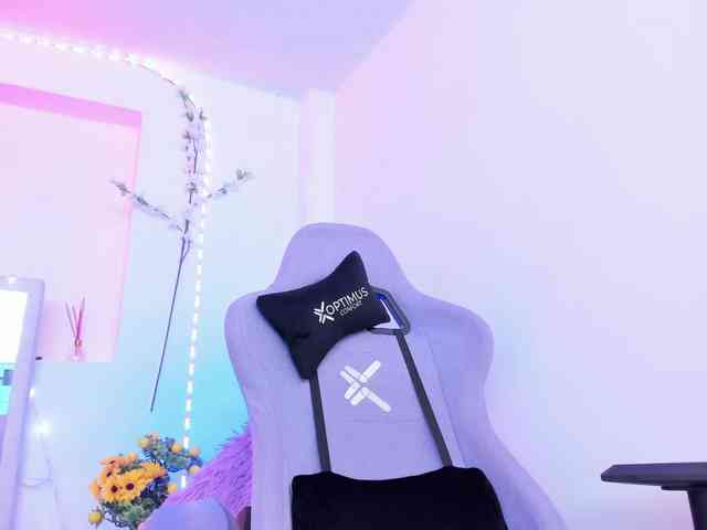 Saamii-robertss01 webcam