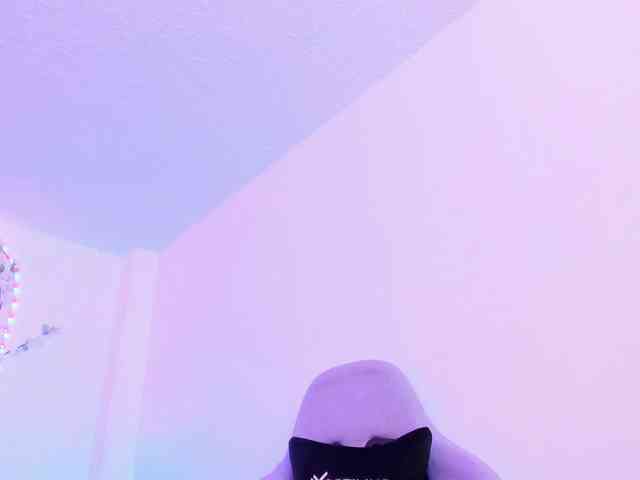 Saamii-robertss01 webcam