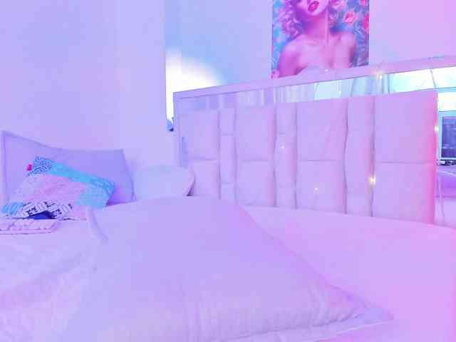 Saamii-robertss01 webcam