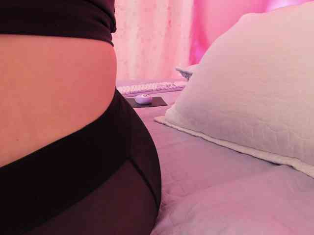 Saamii-robertss01 webcam