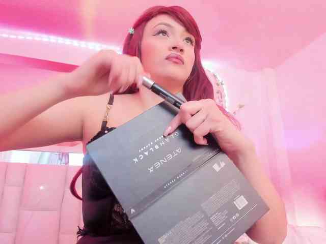 Saamii-robertss01 webcam