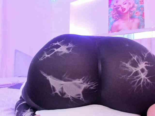 Saamii-robertss01 webcam