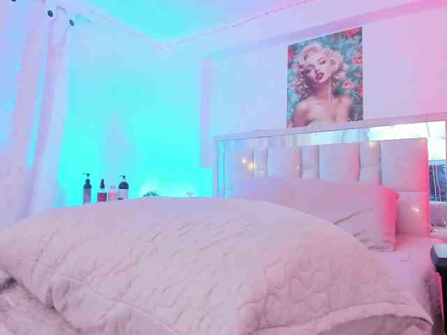 Saamii-robertss01 webcam