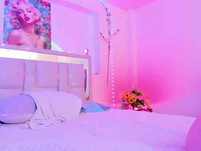 Saamii-robertss01 webcam