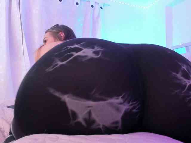 Saamii-robertss01 webcam