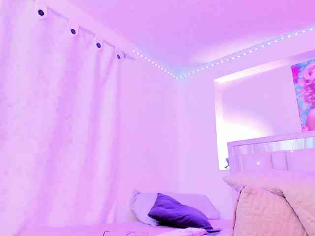 Saamii-robertss01 webcam