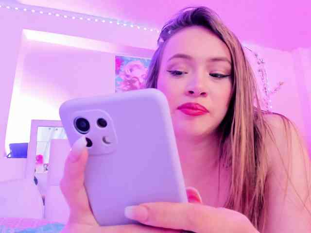 Saamii-robertss01 webcam