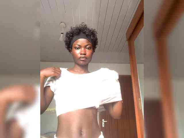 Viper-mistress254 webcam