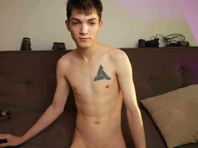 MattyandAiden Live Webcam on BongaCams