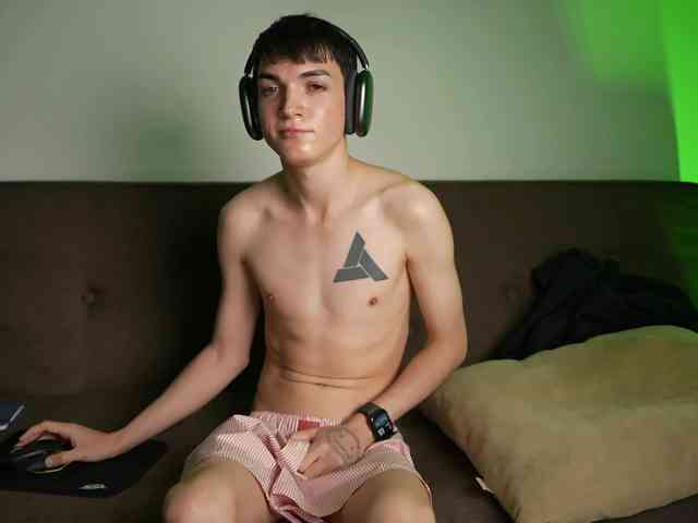 MattyandAiden Live Webcam on BongaCams