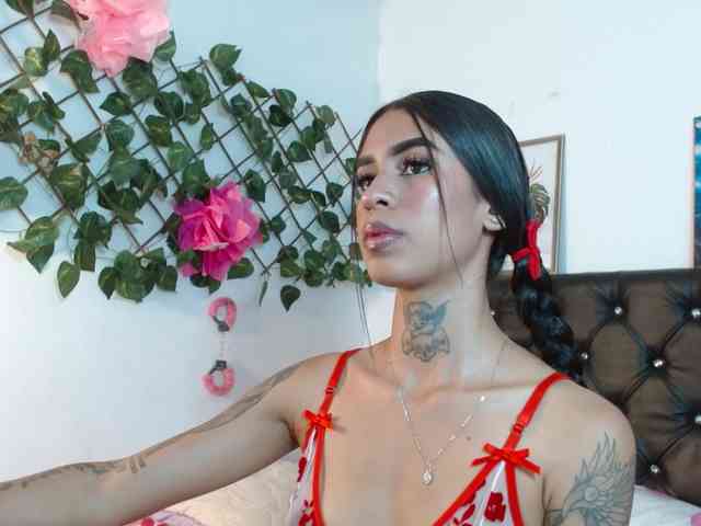 ameliejoness17 webcam