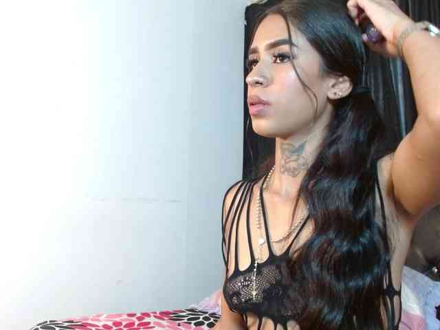 ameliejoness17 webcam