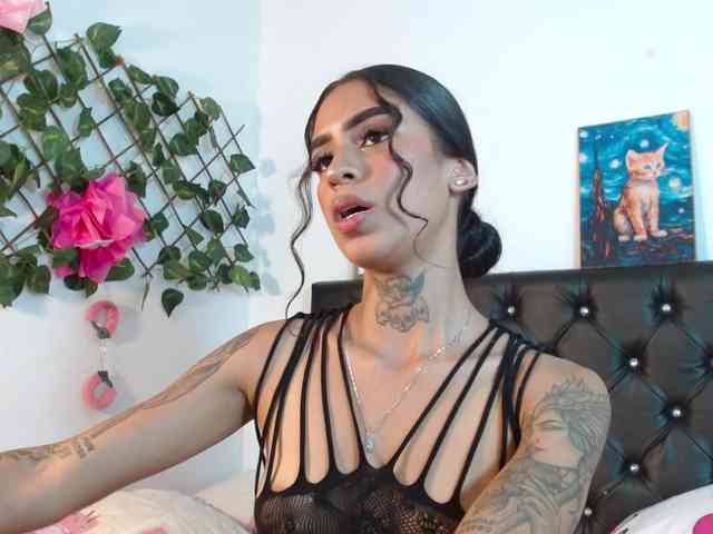 ameliejoness17 webcam