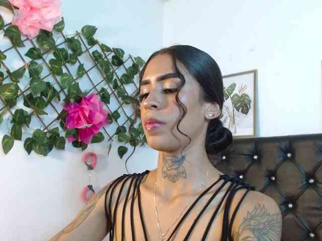 ameliejoness17 webcam