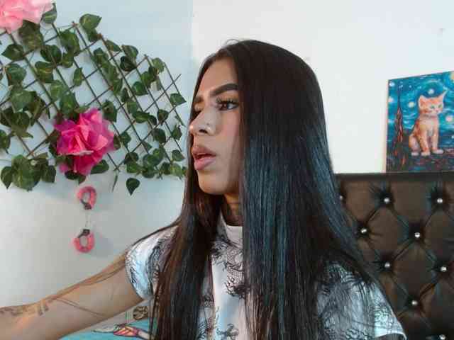 ameliejoness17 webcam