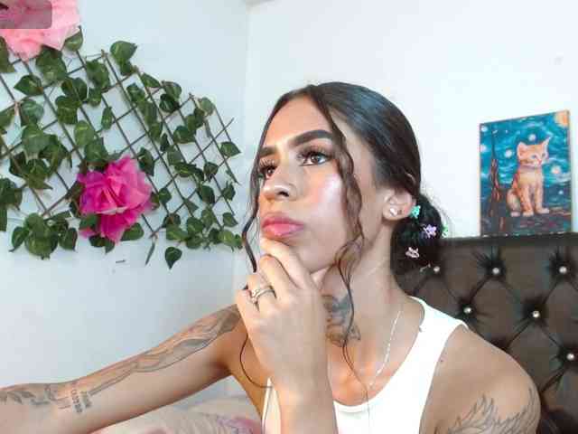 ameliejoness17 webcam