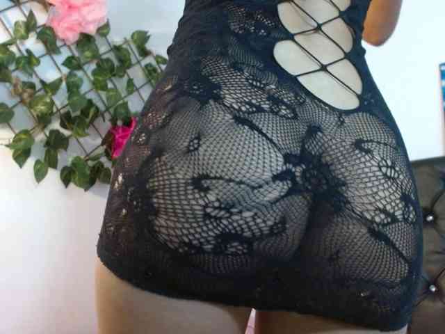 ameliejoness17 webcam