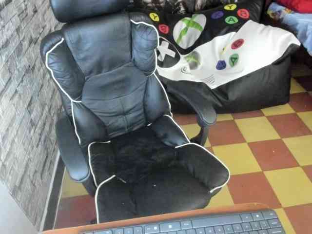 jay-orange jay-orange