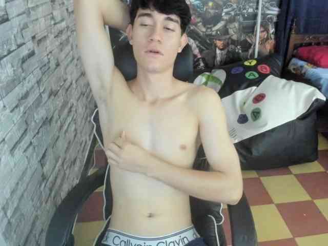 jay-orange jay-orange