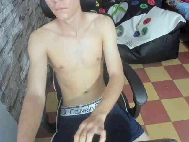 jay-orange jay-orange