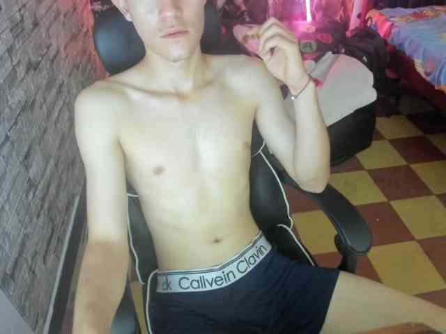 jay-orange jay-orange