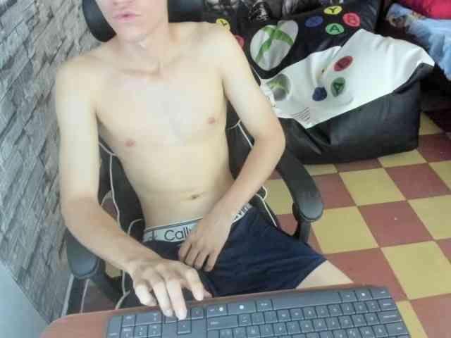 jay-orange jay-orange