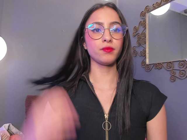 alanamartinez's BongaCams show and profile