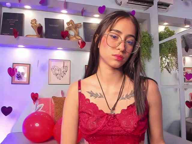 alanamartinez alanamartinez