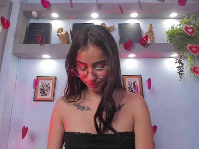 alanamartinez alanamartinez