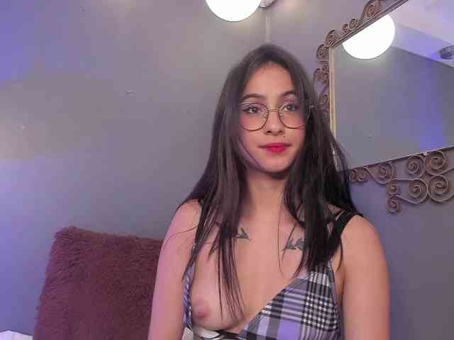 alanamartinez webcam