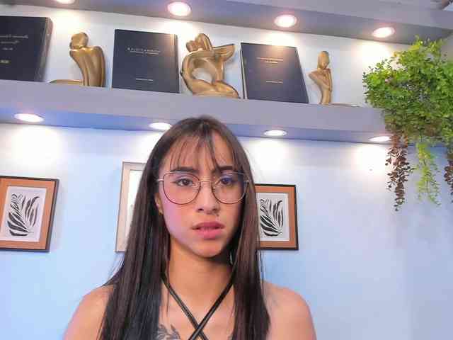 alanamartinez webcam