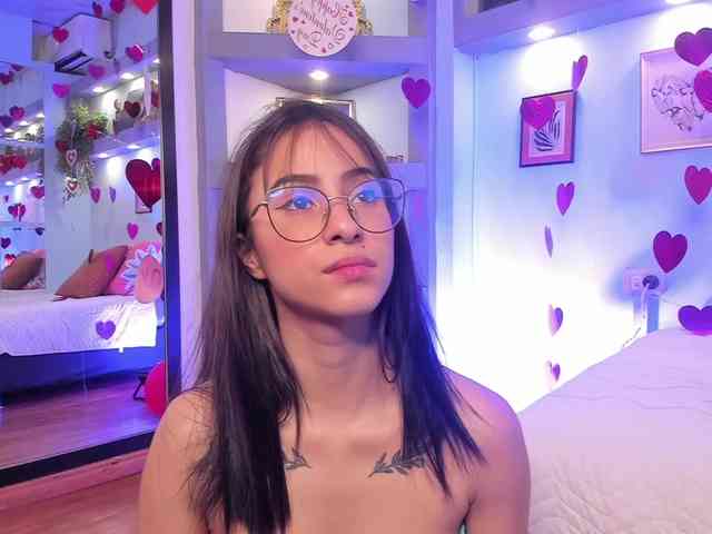 alanamartinez webcam