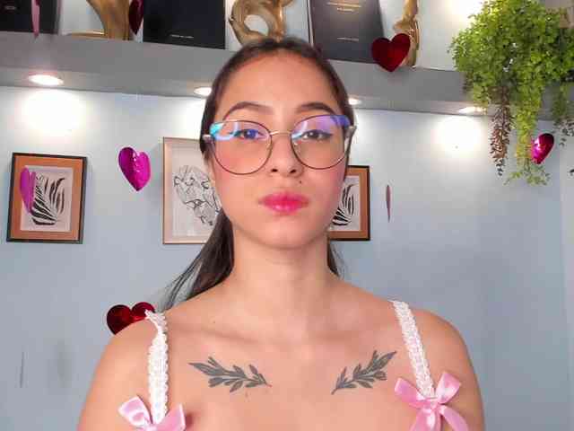 alanamartinez alanamartinez