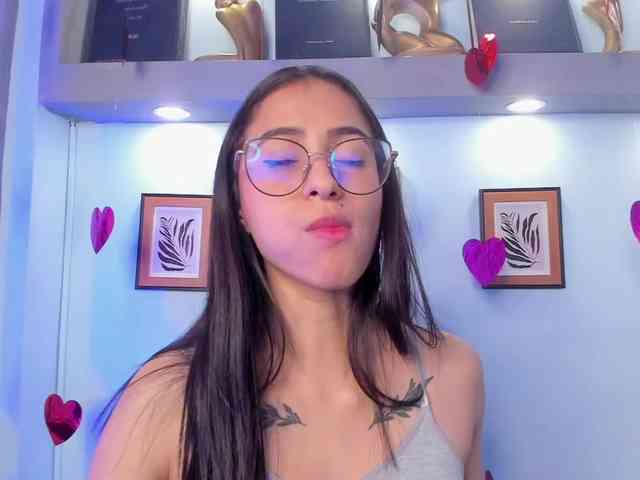 alanamartinez webcam