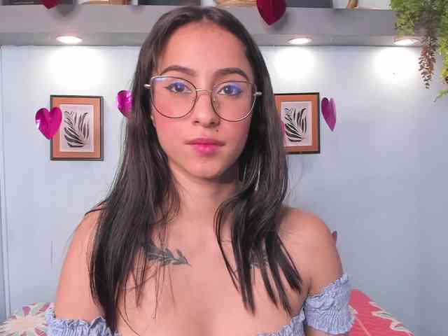 alanamartinez webcam