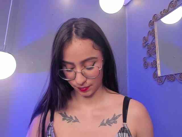 alanamartinez webcam