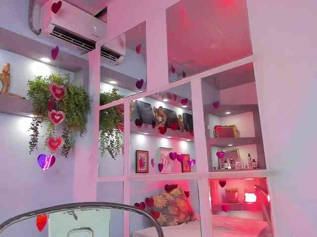 alanamartinez webcam