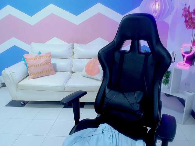 lissgreyss's BongaCams show and profile