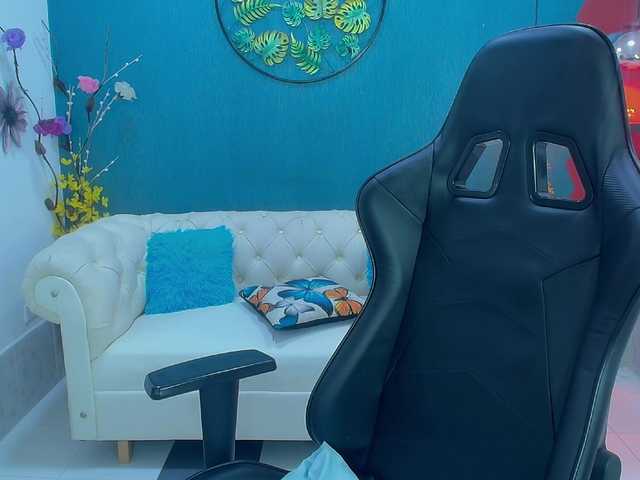 lissgreyss's BongaCams show and profile