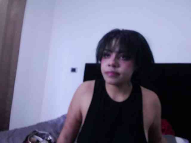 Charlotte-Lia webcam